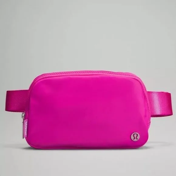 Lululemon Sonic Pink Logo Everywhere Belt Bag Nwt - Picture 2 of 8
